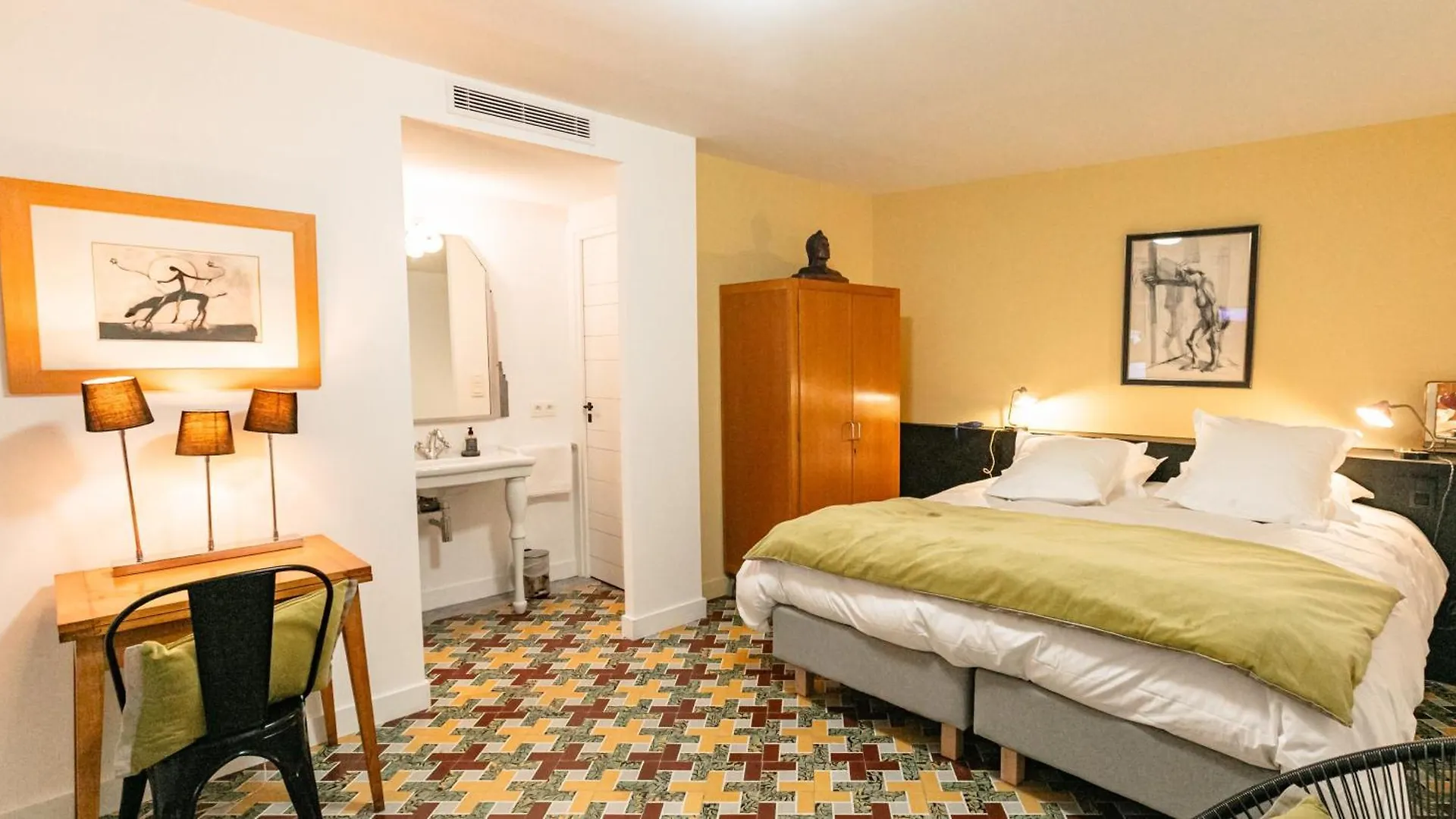 Gabrielle Jeanne Bed & Breakfast Maillane