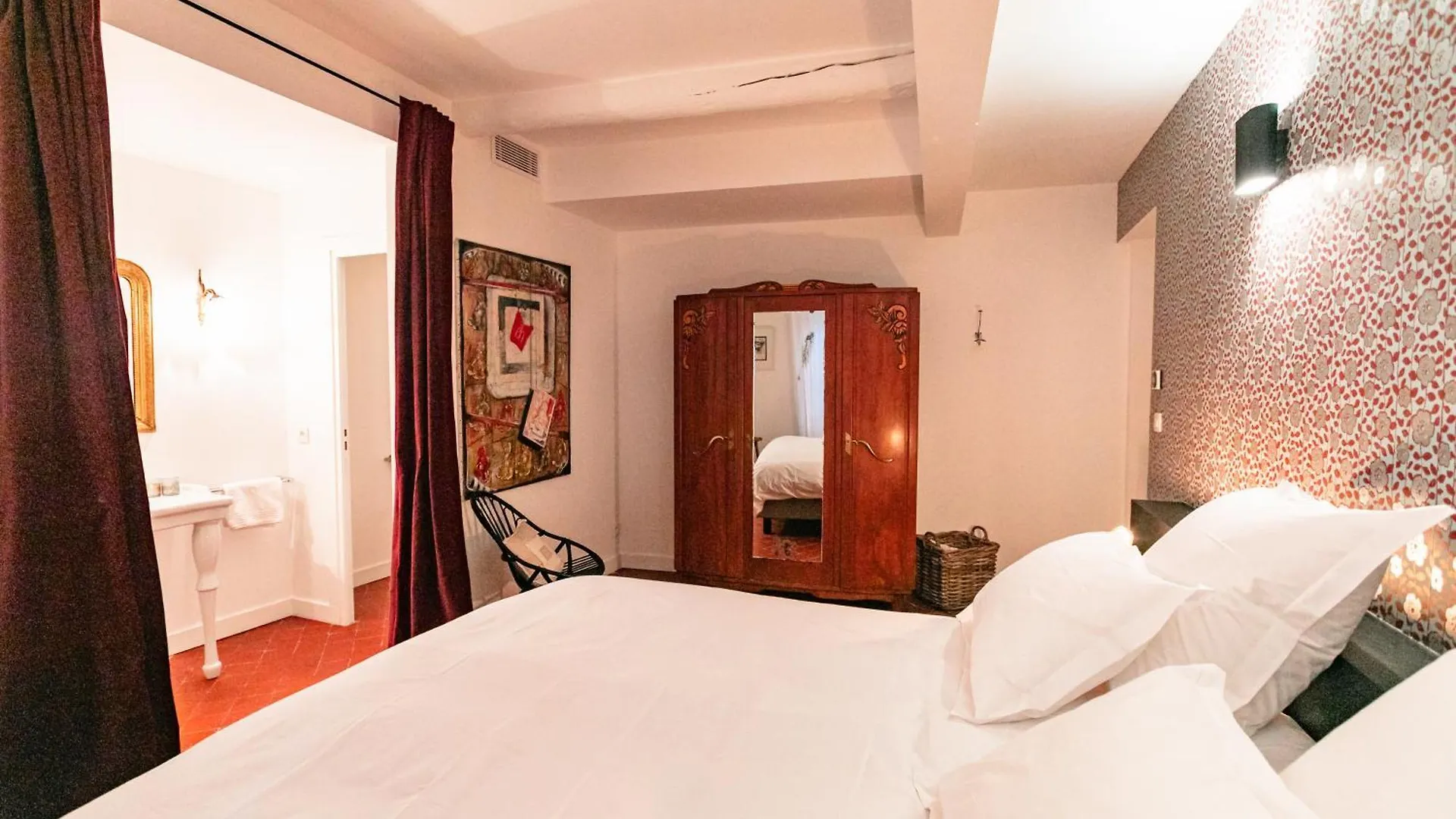 Gabrielle Jeanne Bed & Breakfast Maillane 0*,